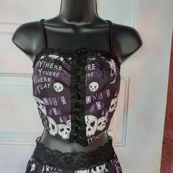 Kawaii Goth nwt corset top skirt set! Black lace, purple party skull FINAL PRICE - Picture 10 of 12